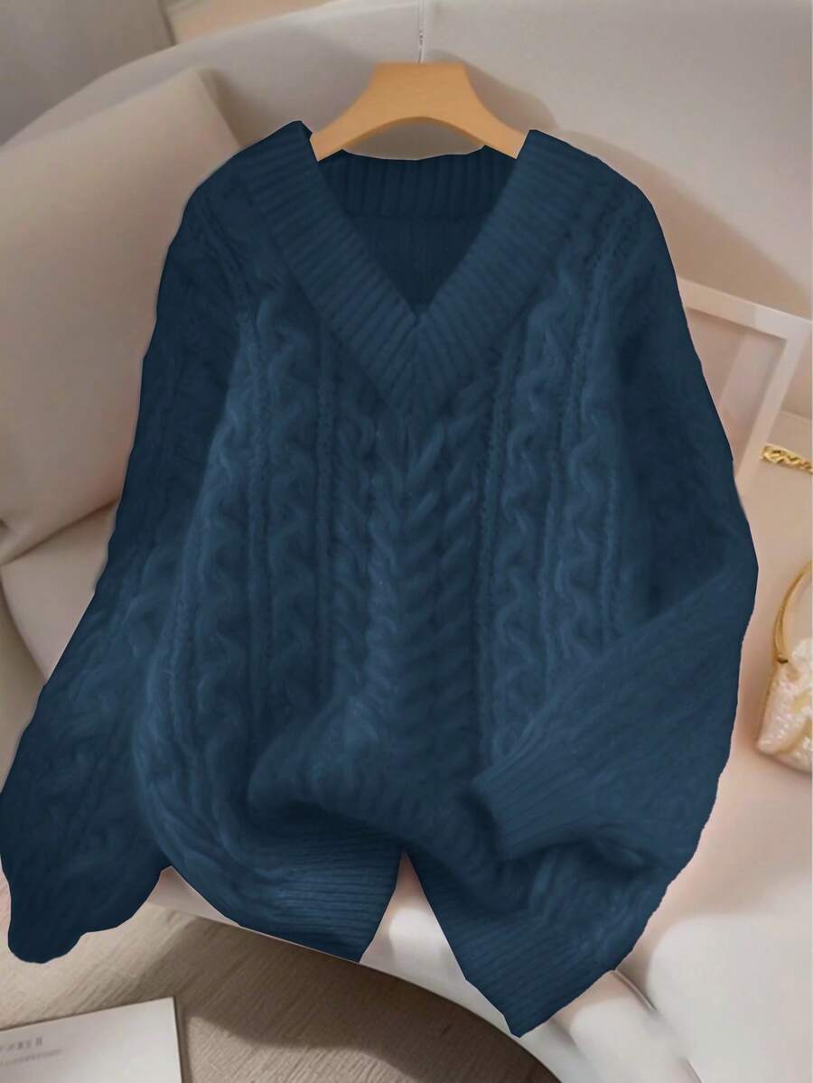 Franclia New Loose, Soft, Sweet Pink Oversized Design V-Neck Thick Cable Knit Pullover Sweater For Women, & Versatile For Autumn/Winter oaklynwear