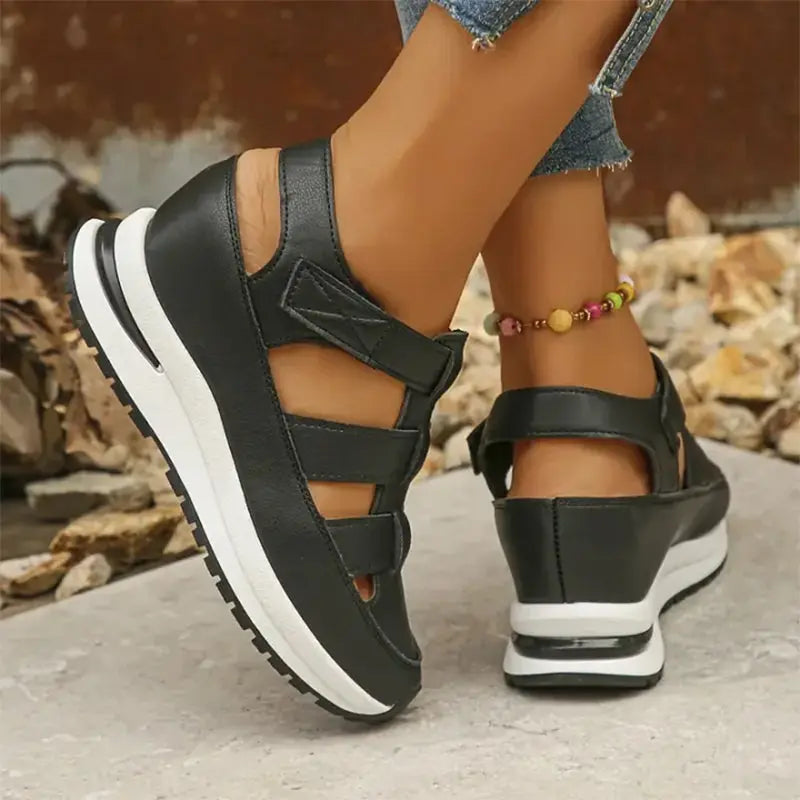 Luxe™ | Women's Elevated Sneakers – Hidden Height Boost & Adjustable Breathable Fit oaklynwear