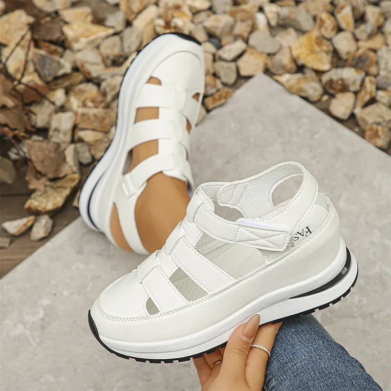 Luxe™ | Women's Elevated Sneakers – Hidden Height Boost & Adjustable Breathable Fit oaklynwear