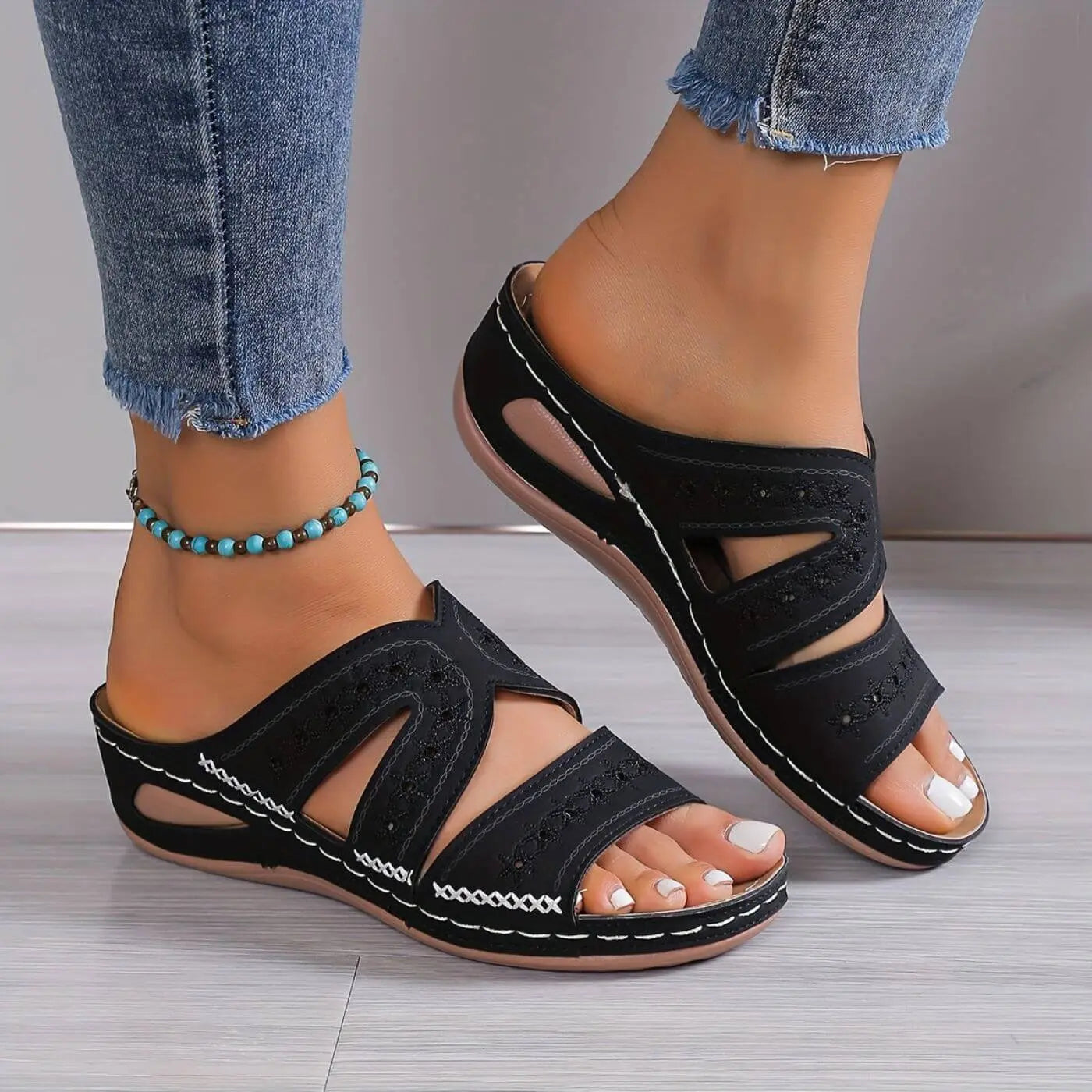 Aria | Slip-Resistant Orthopedic Sandals oaklynwear