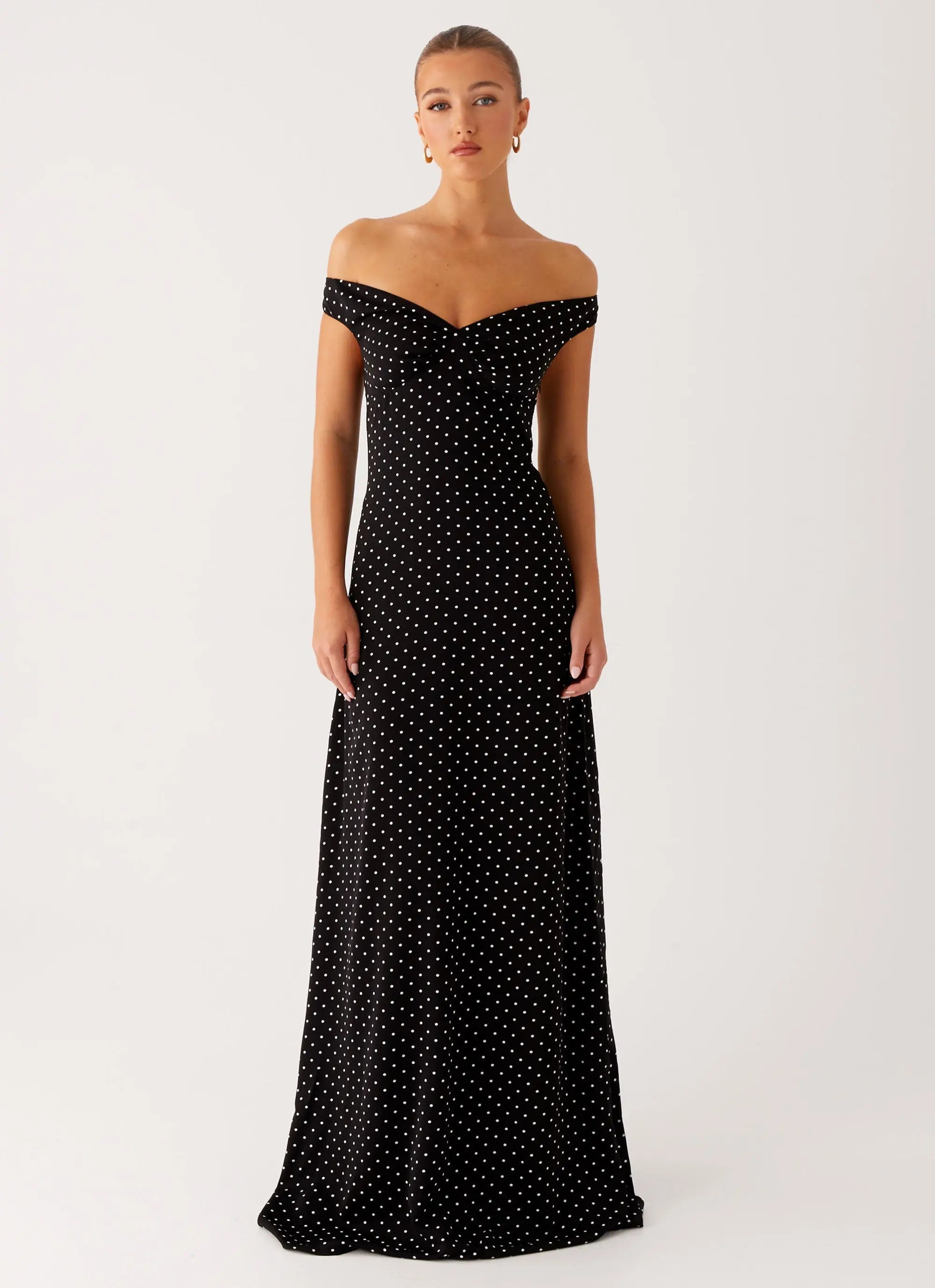 Black Maxi Dress with Sweetheart Neckline – Flattering Long Dress... oaklynwear
