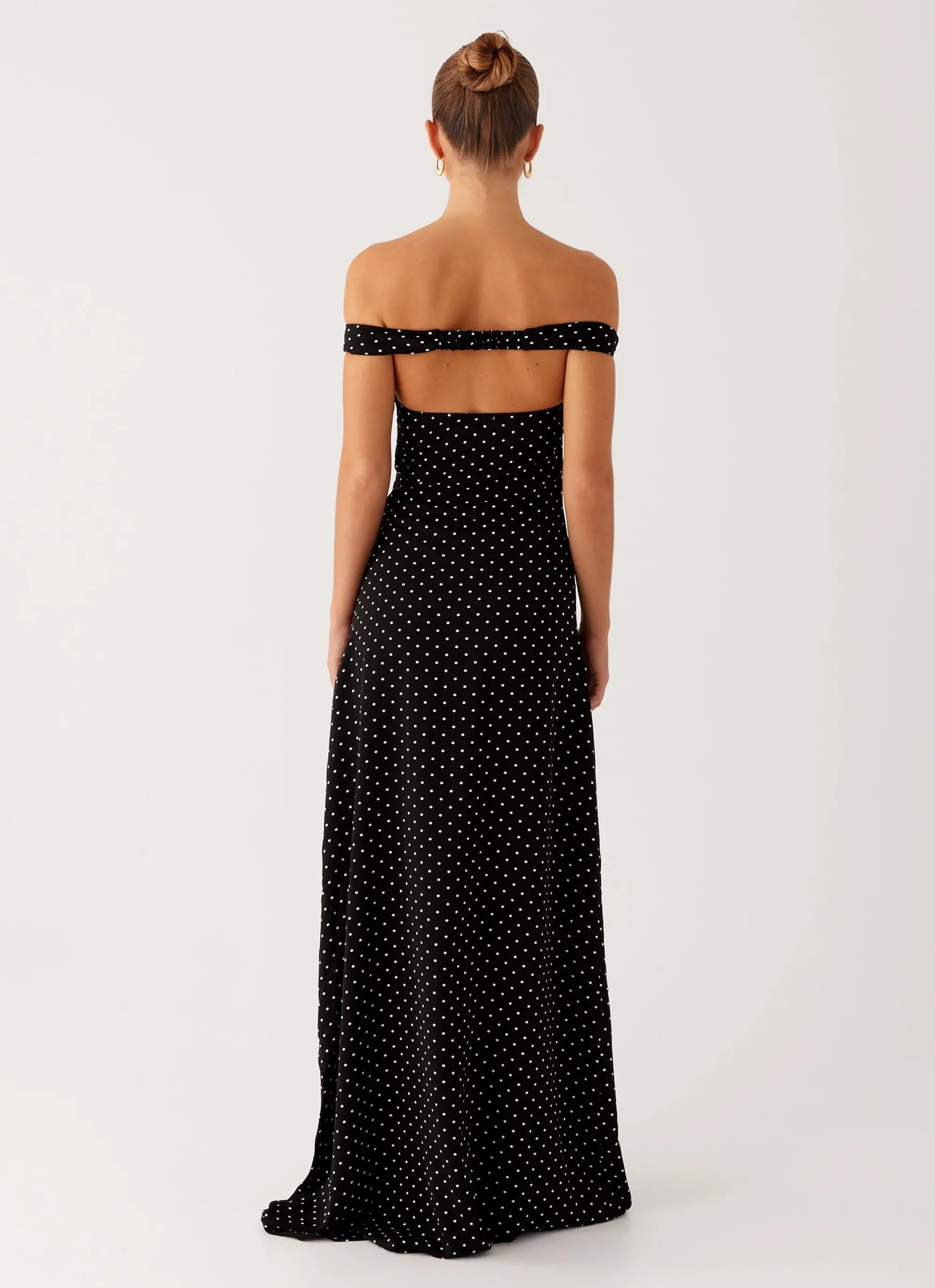 Black Maxi Dress with Sweetheart Neckline – Flattering Long Dress... oaklynwear