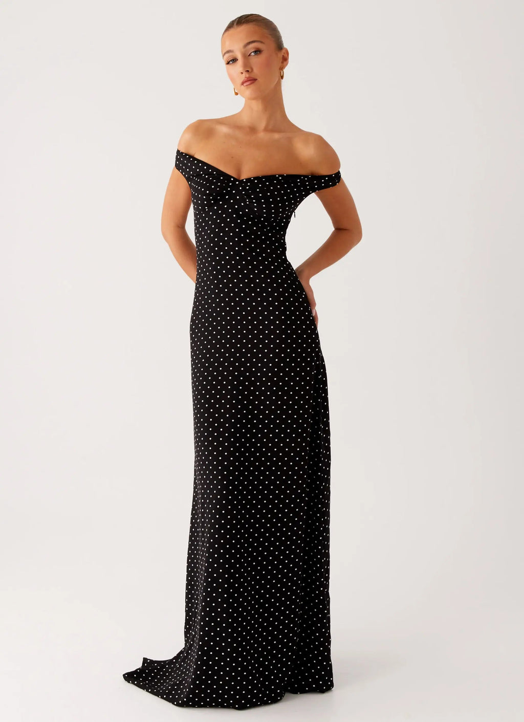 Black Maxi Dress with Sweetheart Neckline – Flattering Long Dress... oaklynwear