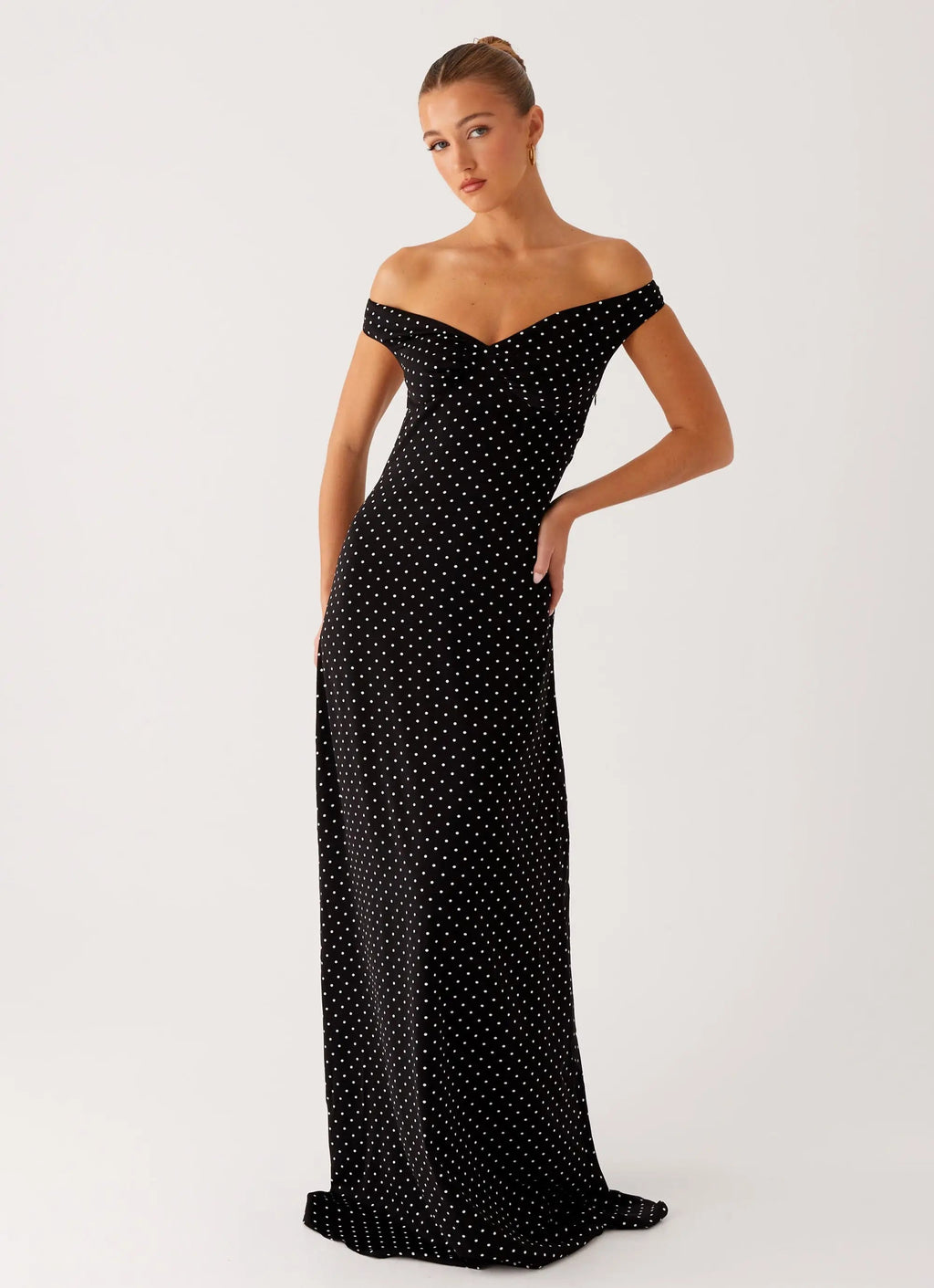 Black Maxi Dress with Sweetheart Neckline – Flattering Long Dress... oaklynwear