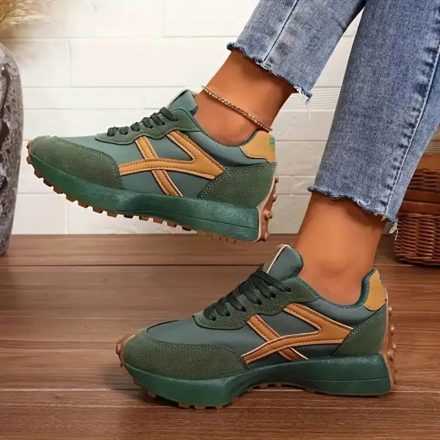 Terra™ | Women's Slip-Resistant Orthopedic Sneakers – Cushioned Support for All-Day Wear oaklynwear