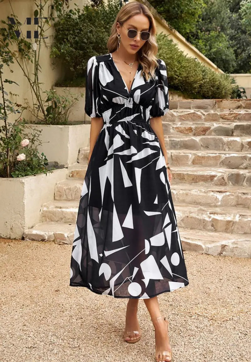 Oaklyn Floral Tea Length Dress – V-Neck Short Sleeve Feminine Style oaklynwear