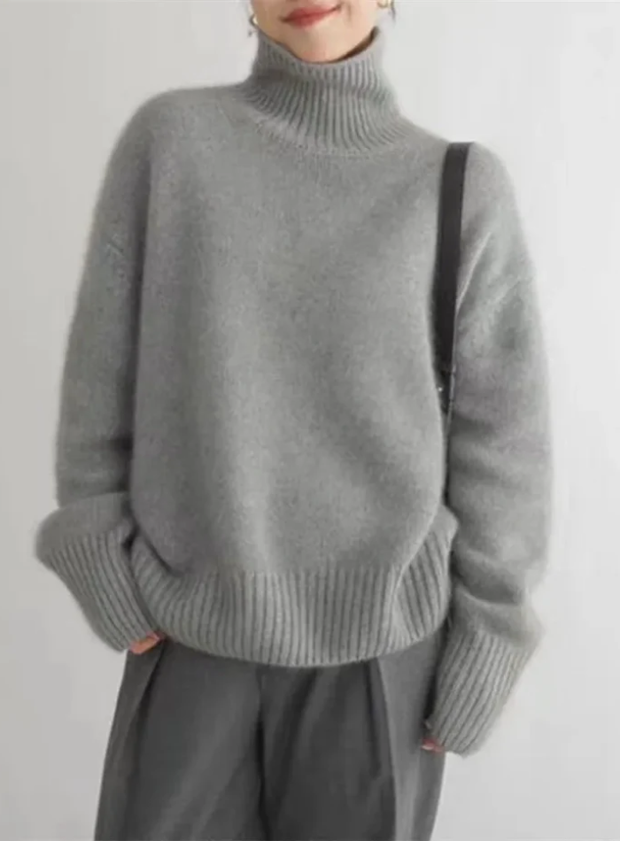 Women's oversized turtleneck sweater in soft fuzzy knit with ribbed cuffs - view 4