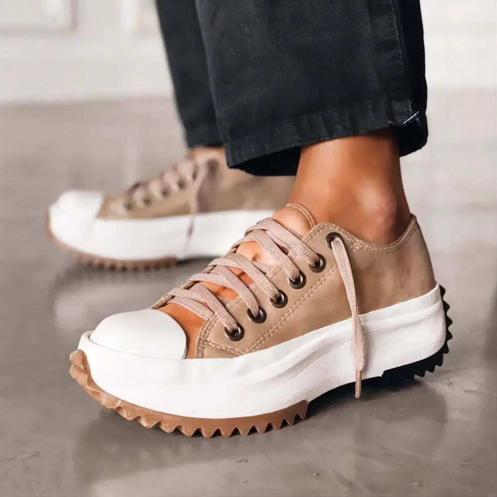 Stride™ | Women's Comfort Sneakers – All-Day Support & Cushioning oaklynwear
