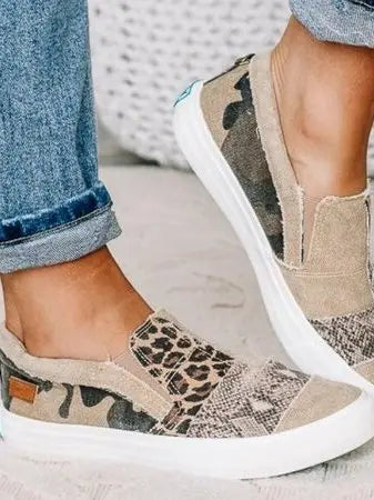 Norma | Trendy Pain-Relieving Slip-Ons oaklynwear